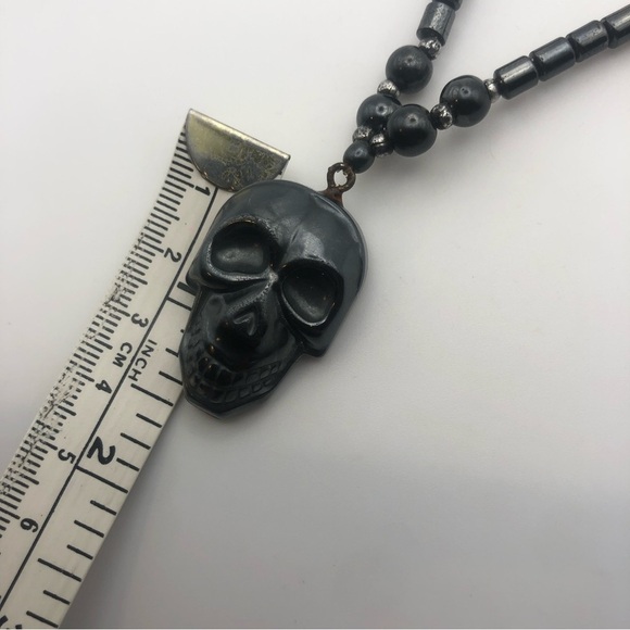 VTG Hematite Beaded Skull Necklace Silver Tone Clasp 18” + 1.5” Pendant - Picture 5 of 5